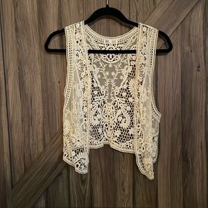 Boho cropped crochet vest